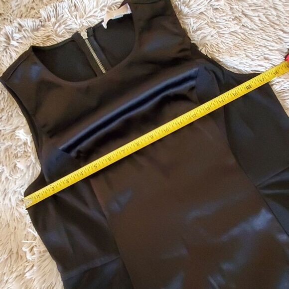 Gorgeous Michael Kors black dress - Picture 6 of 7